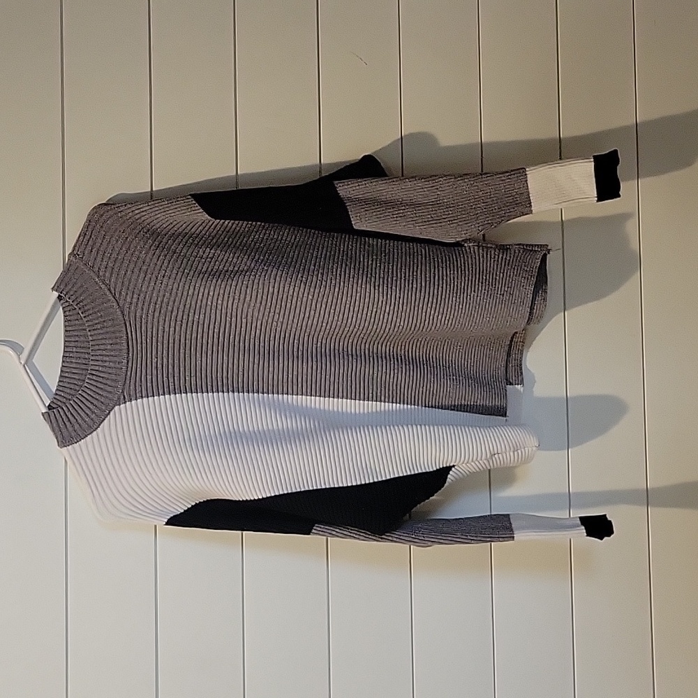 BELLDINI MOCKNECK COLORBLOCK SWEATER  XL  GRAY/BLACK
